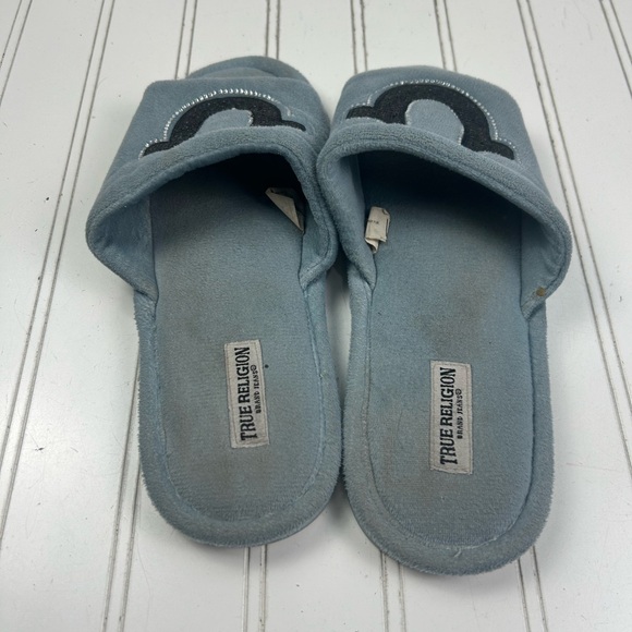 True Religion Blue Plush Slide Slippers Rhinestone Logo Women’s Size 6.5–7.5 - Picture 9 of 10